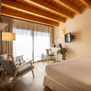 Boutique Niu De Sol 3*, Palau Saverdera Espagne